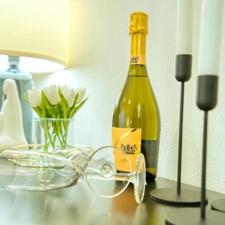 In Curti 1913 Apartment ปาราบิอาโก ภายนอก รูปภาพ